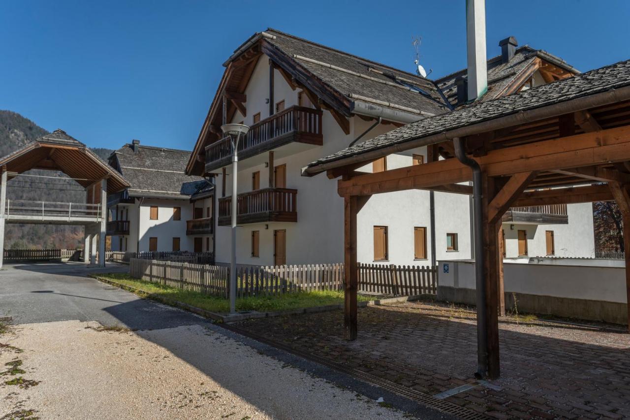 Golf View Apt With Parking And Mountain View! Leilighet Tarvisio Eksteriør bilde